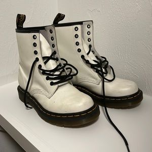 Dr. Martens 1460 Women’s Smooth Leather Lace Up Boots